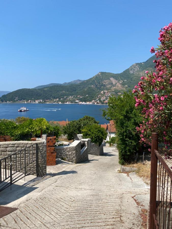 Apartman Irena Tivat Eksteriør bilde