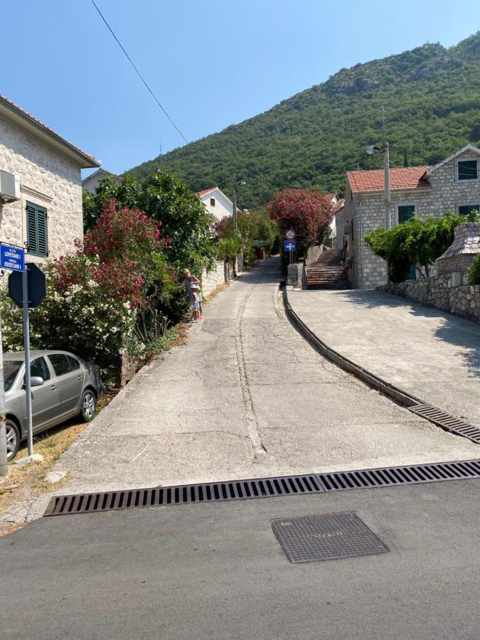 Apartman Irena Tivat Eksteriør bilde